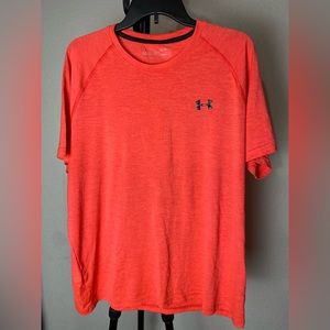 Mens Under Armour shirt size XL